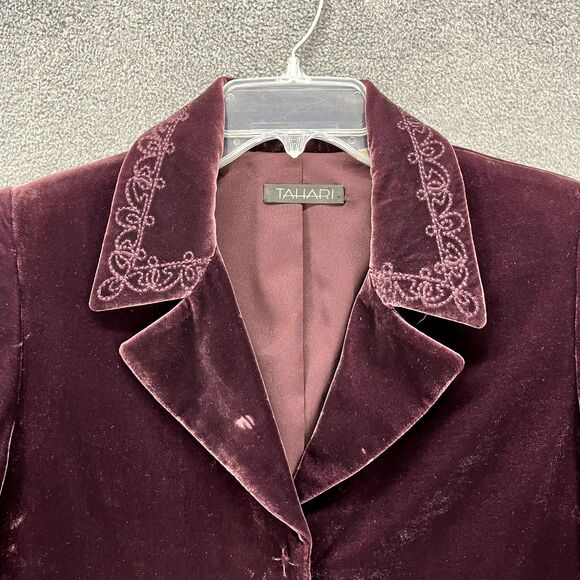 Tahari Velvet Blazer Jacket Womens 8 Purple Embroidered snap button peplum - Picture 4 of 16